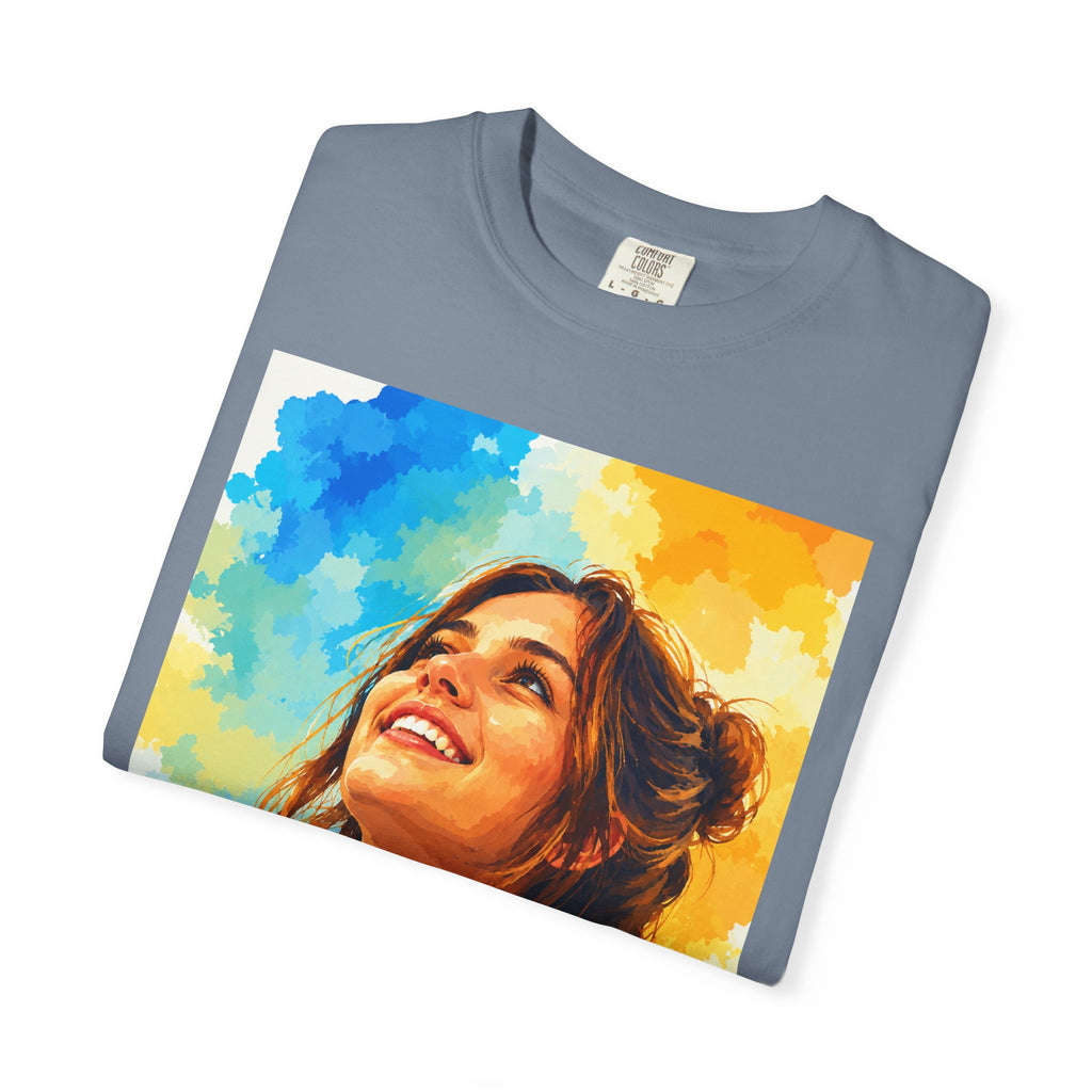 Camiseta con retrato — Ilustración de una mujer sonriente y colorida
