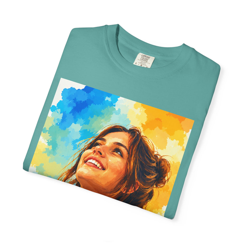 Camiseta con retrato — Ilustración de una mujer sonriente y colorida