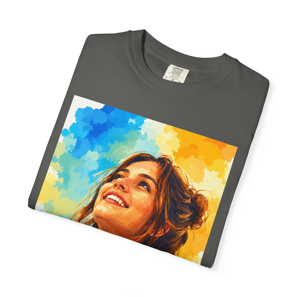 Camiseta con retrato — Ilustración de una mujer sonriente y colorida